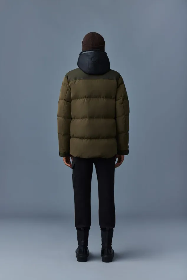 Shearling Jackets Men Mackage RILEY Classic Down Jacket With Removable Shearling Bib Black Shearling Jackets Men Mackage RILEY Classic Down Jacket With Removable Shearling Bib Black