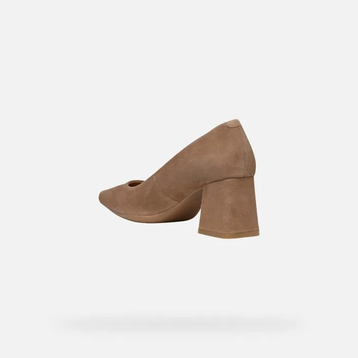 Woman Geox Pumps GISELDA WOMAN Mud Medium Heel Pumps Mud