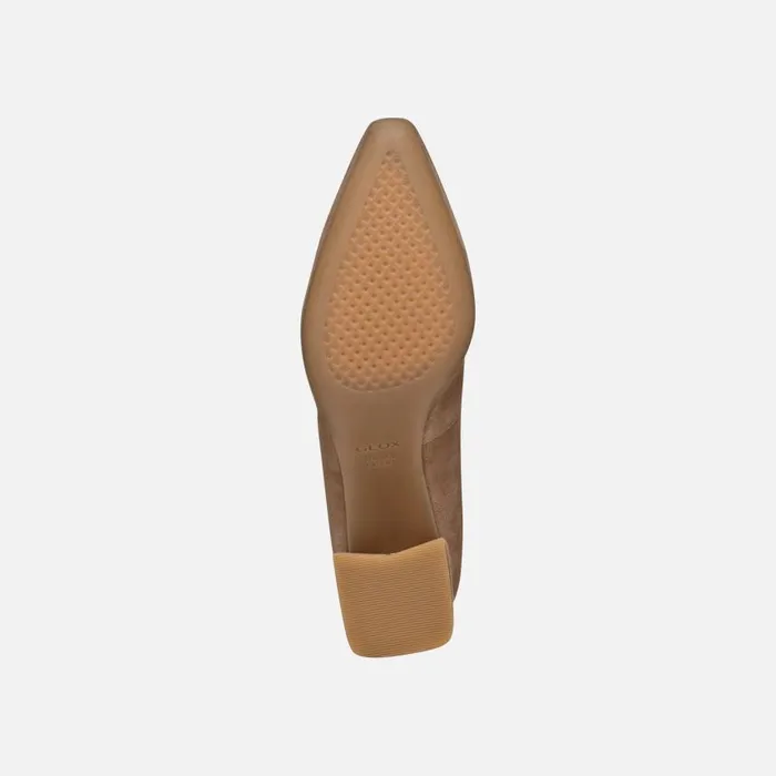 Woman Geox Pumps GISELDA WOMAN Mud Medium Heel Pumps Mud
