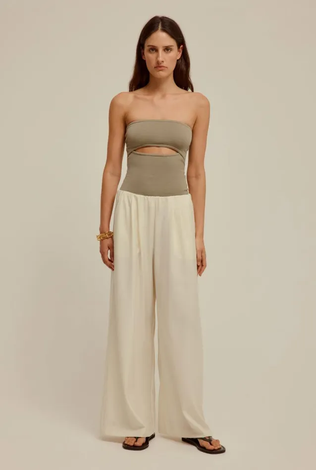 Woman Venroy Knitwear Cut Out Strapless Knit Top