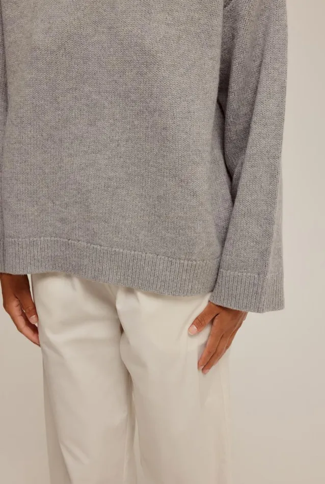 Woman Venroy Sweaters Wool Funnel Neck Sweater
