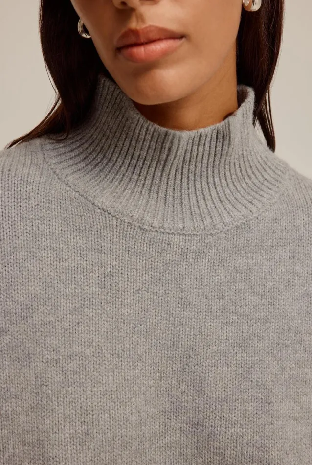 Woman Venroy Sweaters Wool Funnel Neck Sweater
