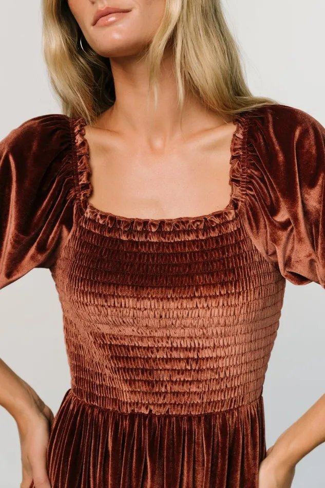 Women Bliss Smocked Velvet Short Dress Desert Rose Baltic Born Short Dresses Women Bliss Smocked Velvet Short Dress Desert Rose Baltic Born Short Dresses