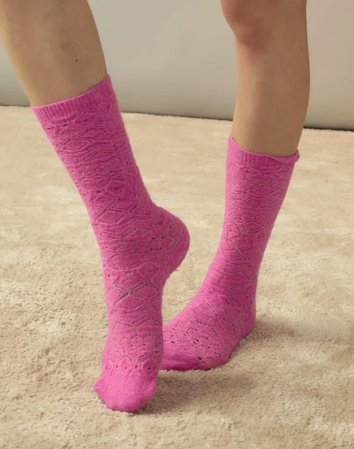 Women Cynthia Rowley Accessories Crochet Wool Socks Pink