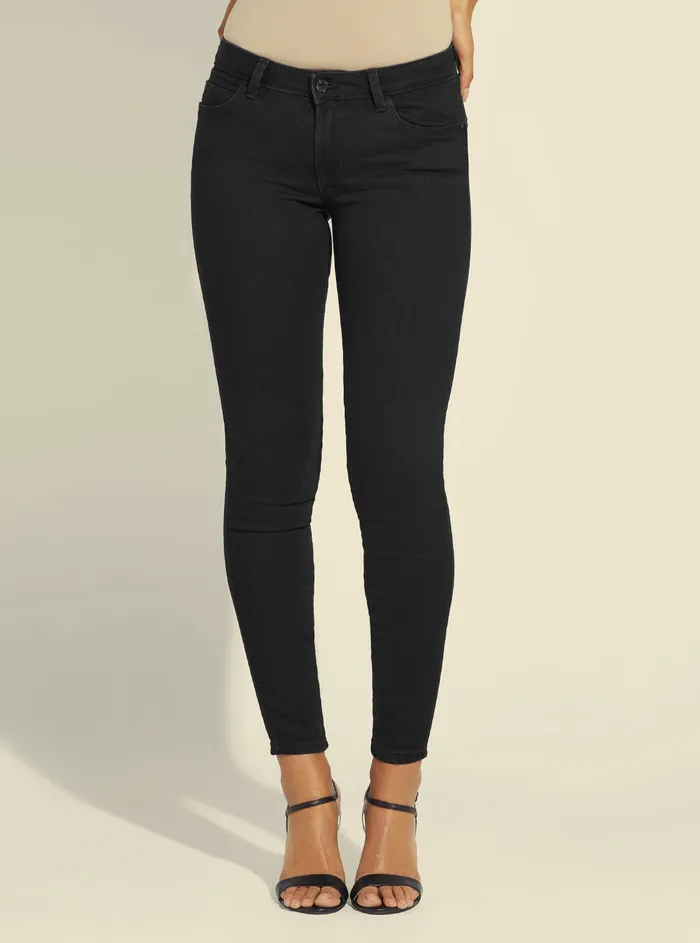 Women Denim GUESS Highrise 1981 Skinny Leg Denim Jeans In Carrie Black Wash