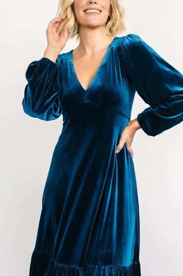 Women Erika Velvet Maxi Dress Sapphire Baltic Born The Guest Edit Women Erika Velvet Maxi Dress Sapphire Baltic Born The Guest Edit