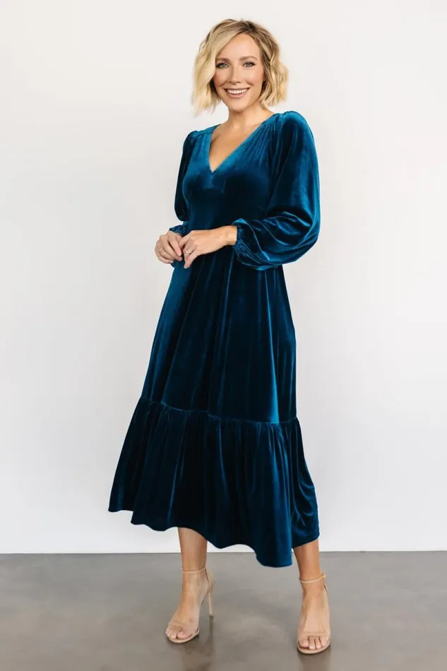 Women Erika Velvet Maxi Dress Sapphire Baltic Born The Guest Edit Women Erika Velvet Maxi Dress Sapphire Baltic Born The Guest Edit