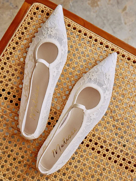 Women Fleur Lace Flat Ivory Shoes Lisa Says Gah