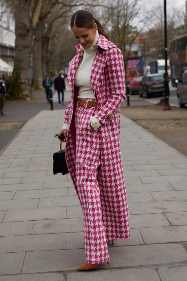 Women High Waisted Straight Trouser Hot Pink Large Scale Houndstooth Holland Cooper Tailoring Women High Waisted Straight Trouser Hot Pink Large Scale Houndstooth Holland Cooper Tailoring