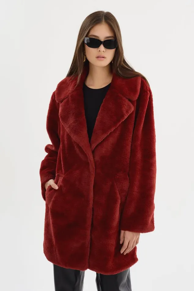 Women LINNEA Faux Fur Coat Maroon LAMARQUE Faux Fur Women LINNEA Faux Fur Coat Maroon LAMARQUE Faux Fur