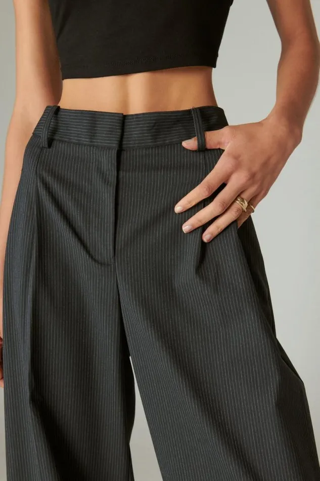 Women Lucky Brand Pants Cropped Pinstripe Pleated Pant Navy Combo
