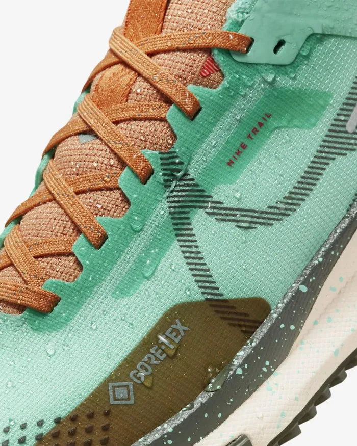 Women Nike All Shoes Pegasus Trail 4 GORETEX Emerald Riseamber Brownember Glowsequoia
