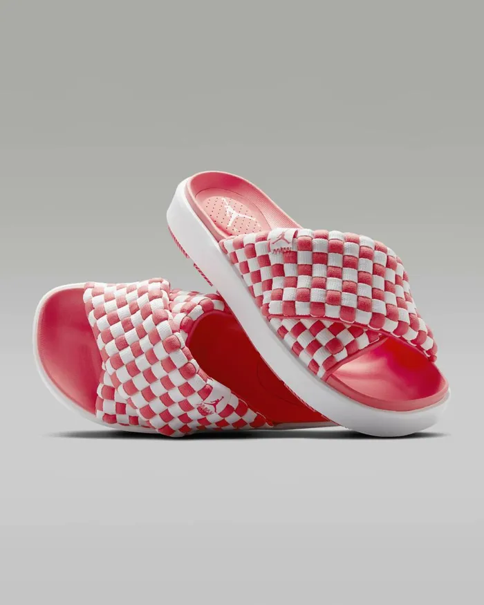 Women Nike Lifestyle Jordan Sophia Sea Coralsailwhite