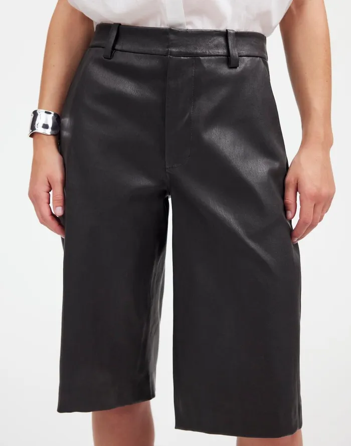 Women Shorts Madewell Stretch Leather Culottes True Black