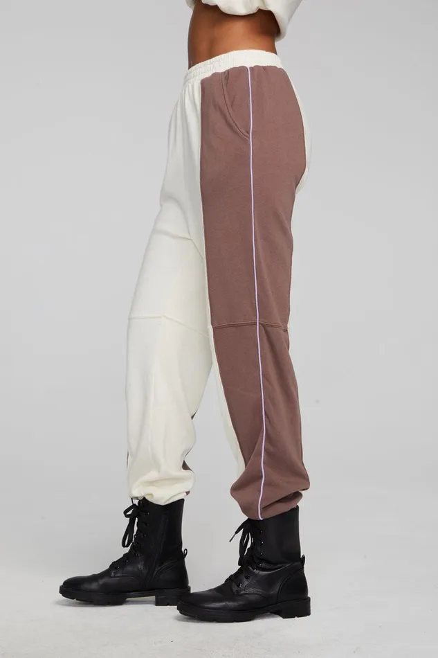 Womens Bottoms Chaser Brand Yale Deep Taupe And Almond Jogger