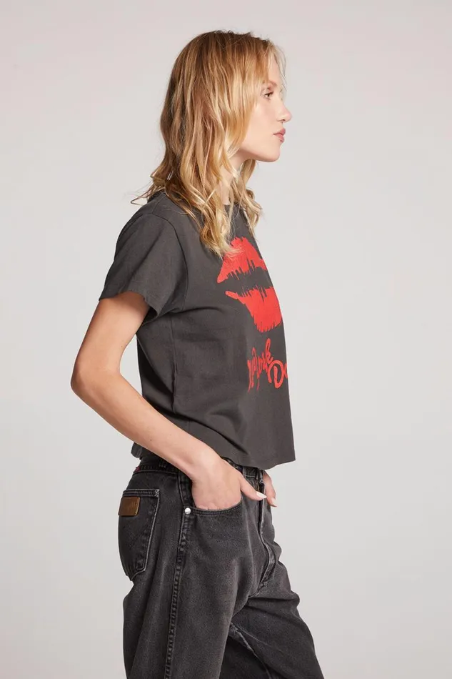 Womens Tops Chaser Brand New York Dolls Lips Skyline Cropped Tee