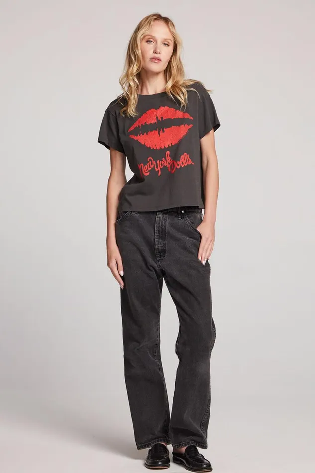 Womens Tops Chaser Brand New York Dolls Lips Skyline Cropped Tee